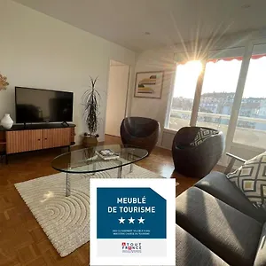https://cocon-vintage-t4-central-et-lumineux.hotels-rhonealpes.com